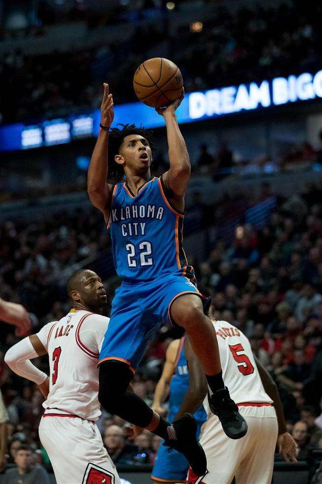 包含华盛顿奇才今晚伤情更新，志在德甲名次提升，气氛紧张，更衣室氛围转暖的词条