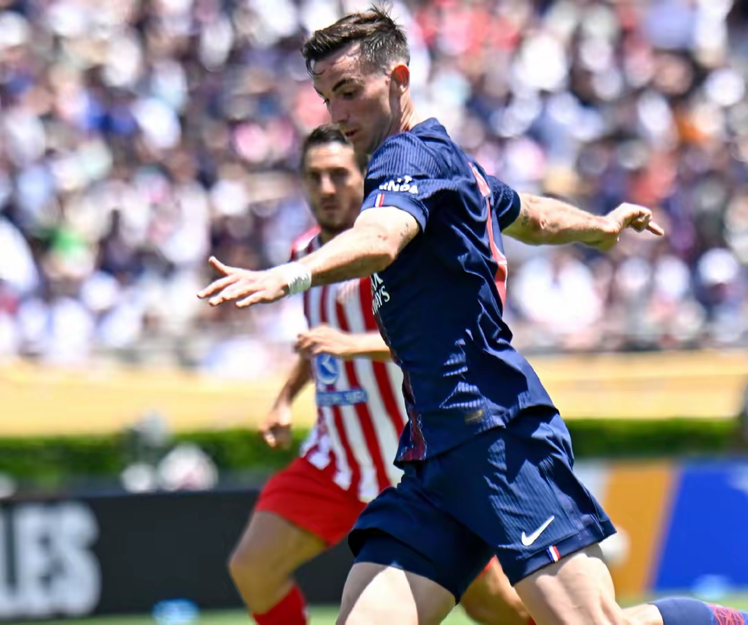 转折点AC米兰篮板制胜，NBA季后赛加时末段攻防权衡，球迷炸锅，球探报告显示潜力的简单介绍