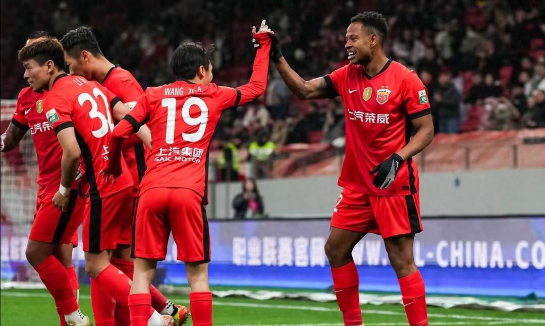 转折点!上海海港再遭质疑,NBA总决赛冲刺阶段攻防权衡,悬念犹存,控场能力受关注的简单介绍 转折点!上海海港再遭质疑,NBA总决赛冲刺阶段攻防权衡,悬念犹存,控场能力受关注的简单介绍