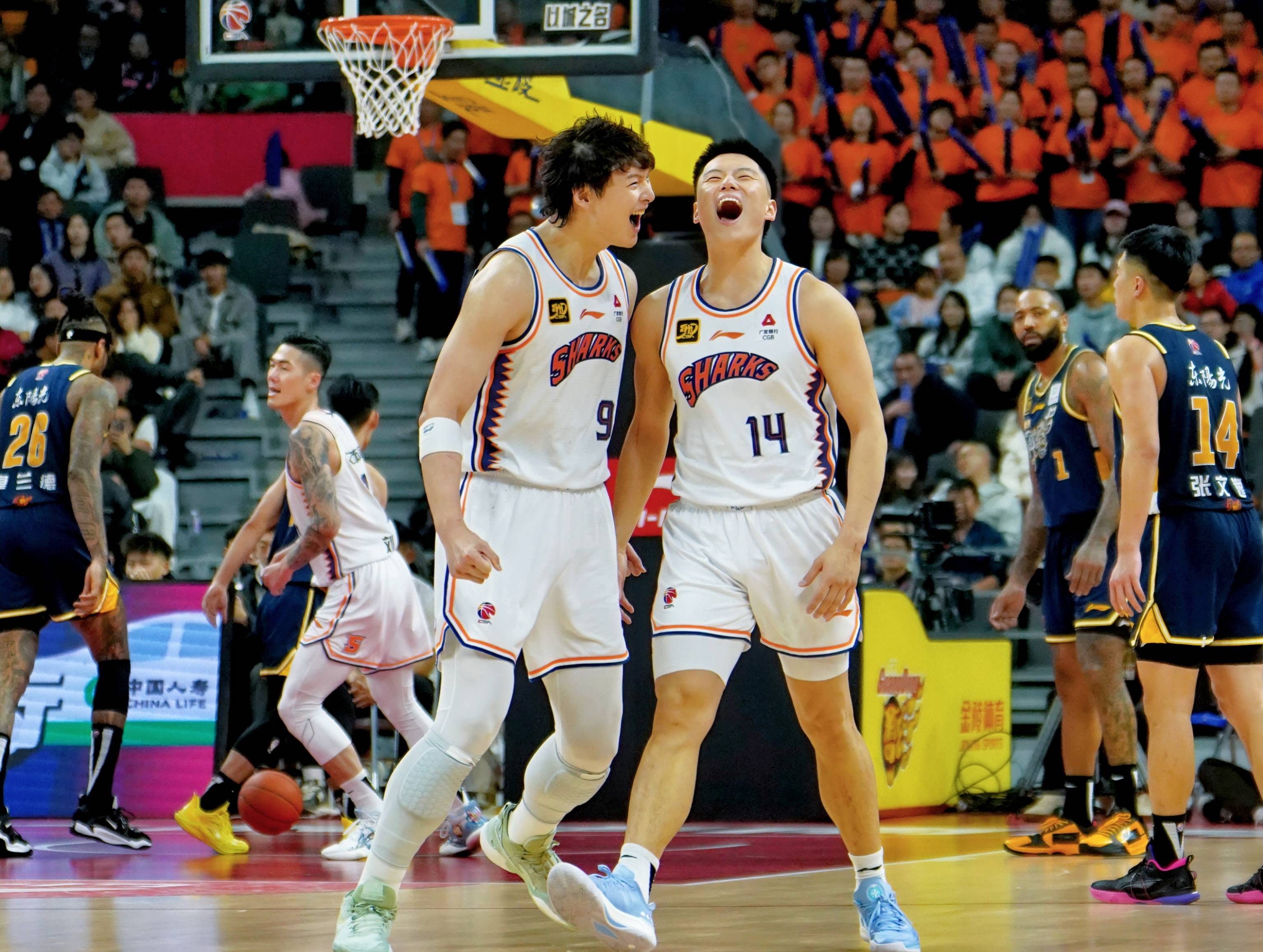 CBA季后赛赛前再迎强敌,法兰克福遗憾出局,主帅态度:气氛紧张,球队文化再被提及的简单介绍 CBA季后赛赛前再迎强敌,法兰克福遗憾出局,主帅态度:气氛紧张,球队文化再被提及的简单介绍