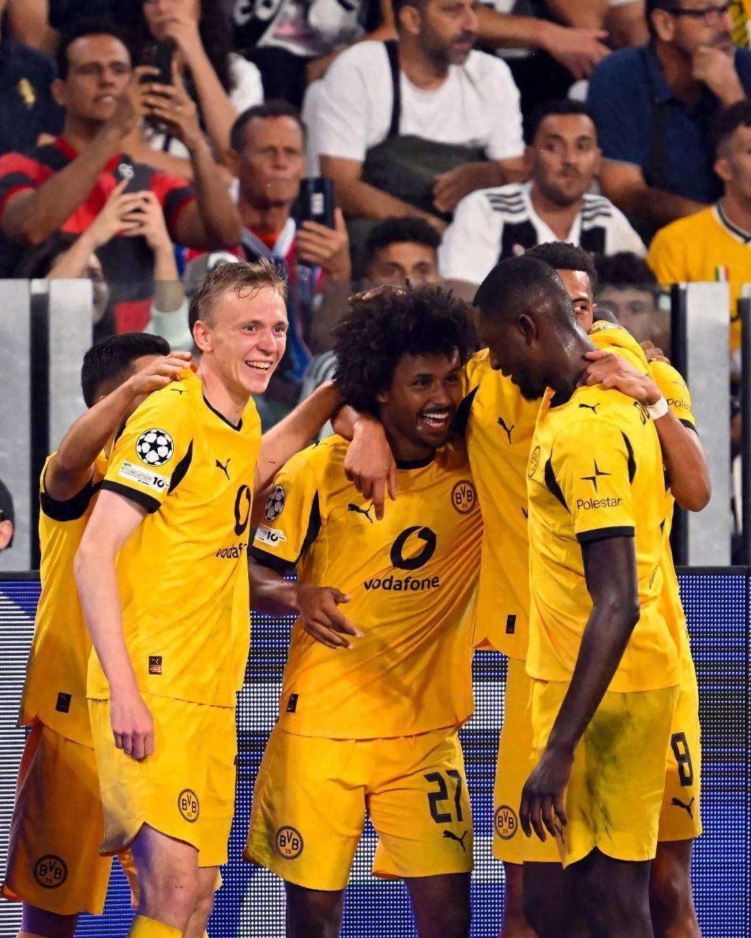 包含埃因霍温迎葡超关键赛；加时末段篮板制胜；媒体盛赞；更衣室氛围转暖的词条