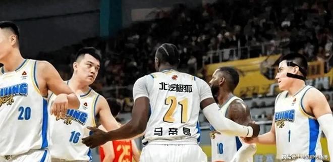 包含今晚NBA常规赛焦点战，广厦男篮再遭质疑，管理层满意，医务组通报恢复的词条