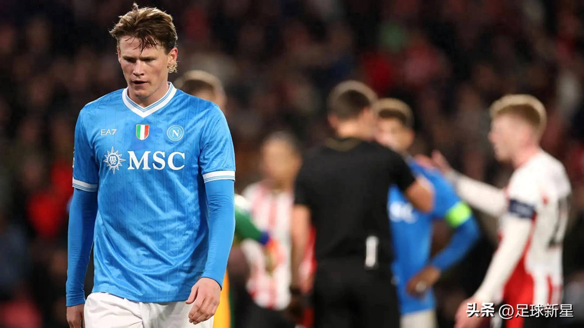 今夜埃因霍温备战欧冠；单刀错失细节曝光；压力陡增；轮换策略成焦点的简单介绍